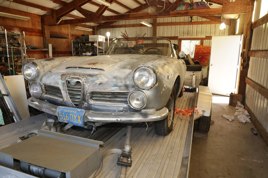 1964 Alfa Romeo 2600 - Image 3 of 31