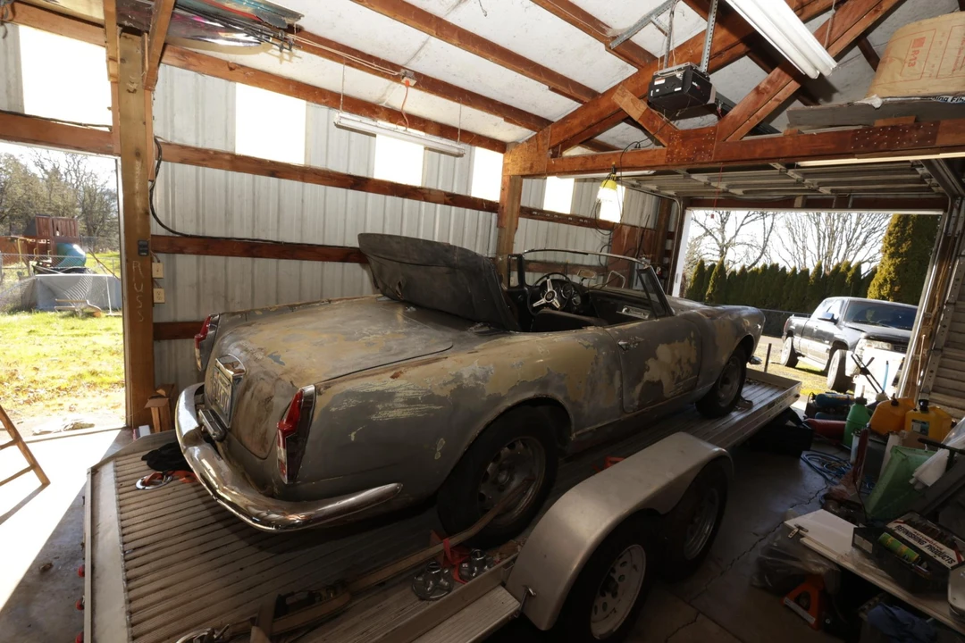 1964 Alfa Romeo 2600 - Image 12 of 31