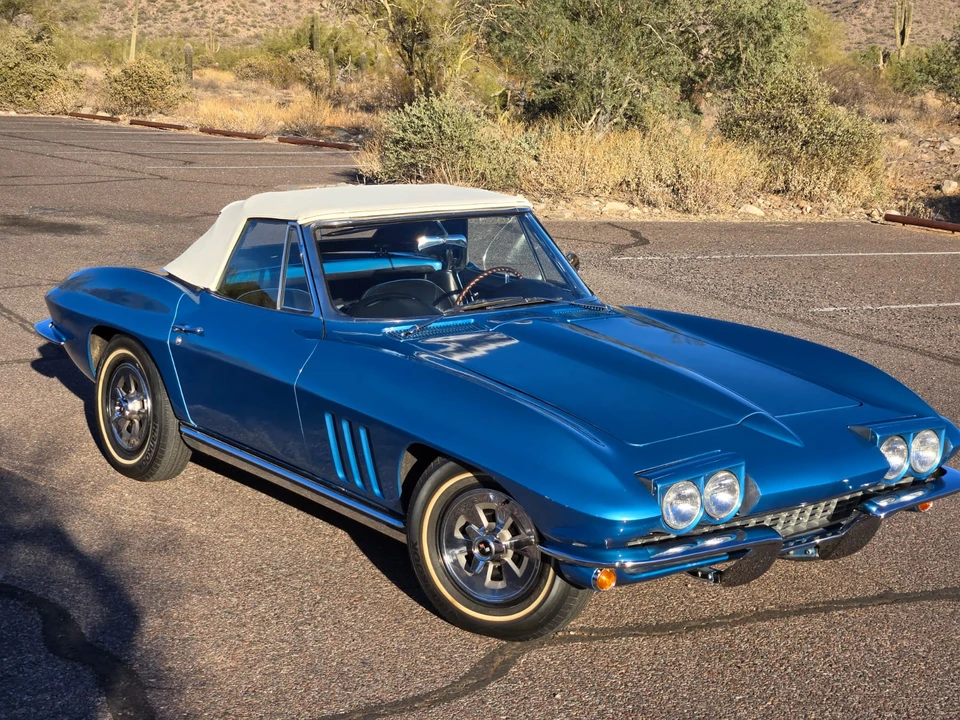 1965 Chevrolet Corvette C2 - Image 9 of 31