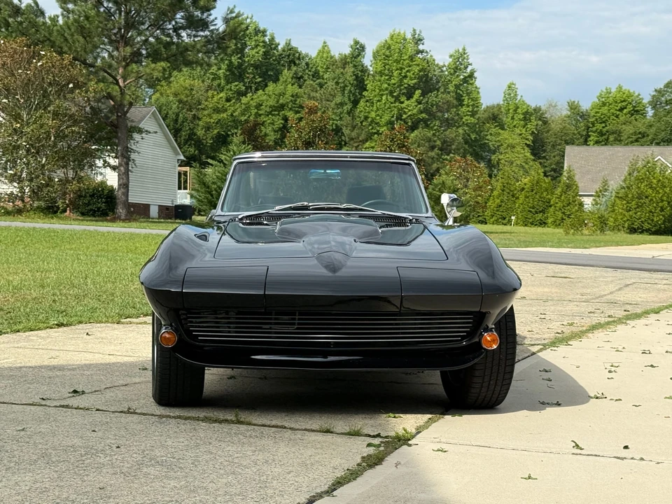 1965 Chevrolet Corvette C2 - Image 3 of 31