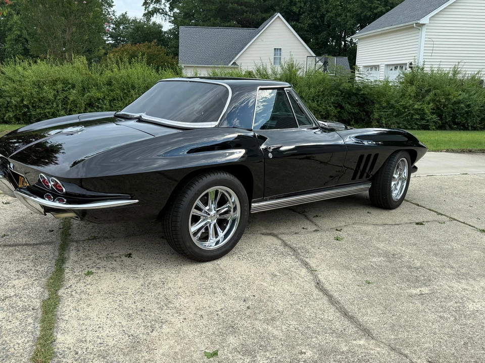 1965 Chevrolet Corvette C2 - Image 6 of 31