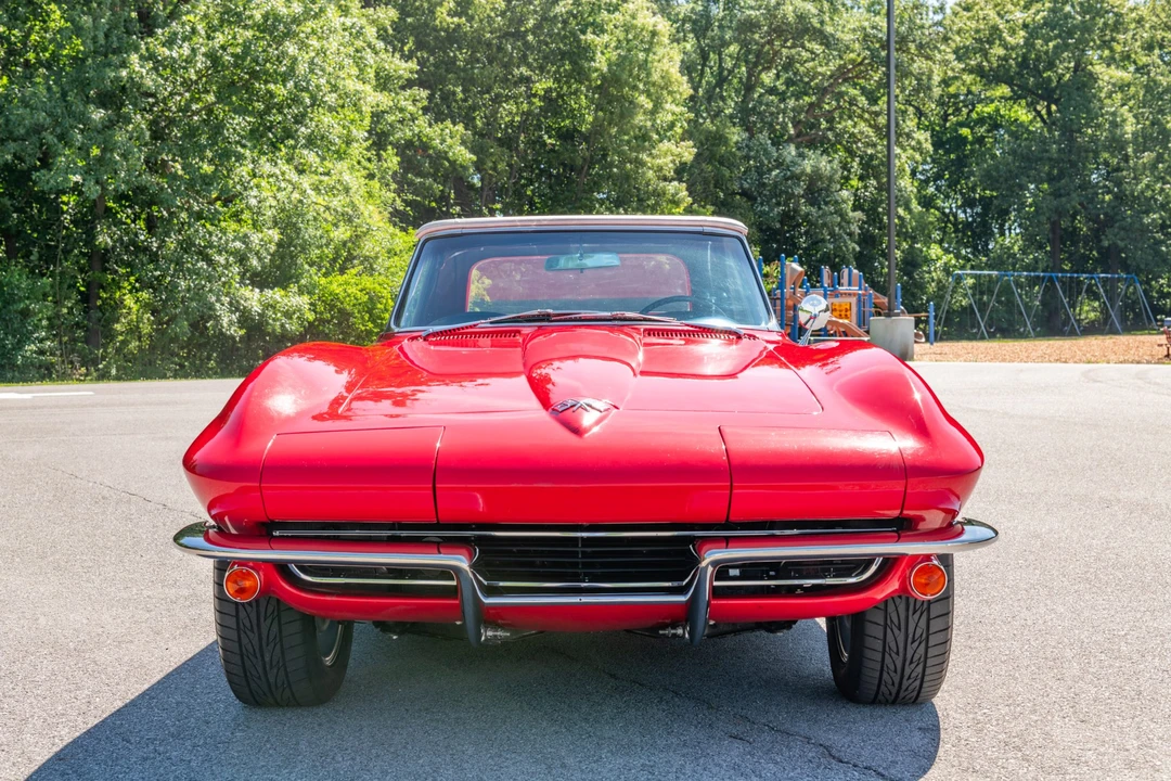 1965 Chevrolet Corvette C2 - Image 13 of 31