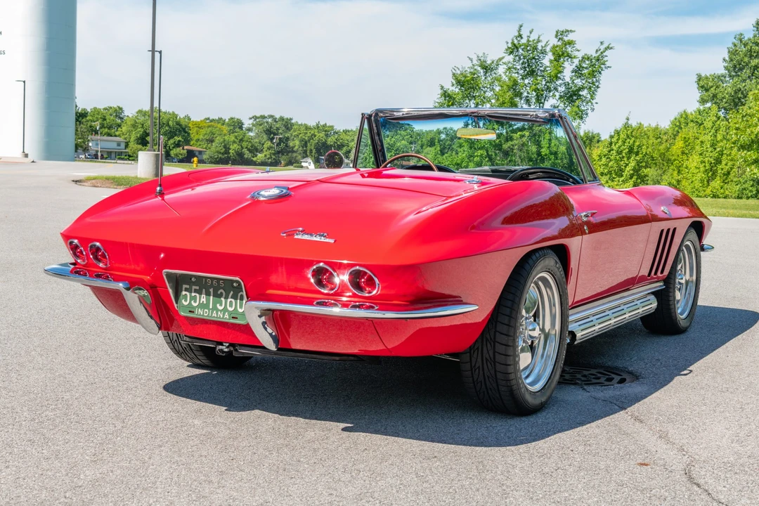 1965 Chevrolet Corvette C2 - Image 7 of 31