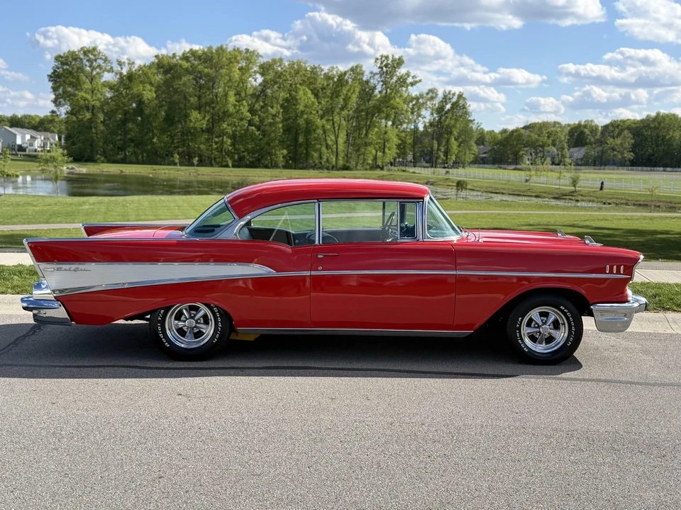 1957 Chevrolet Tri-Five Bel Air 2-Door Hardtop & Coupe - Image 26 of 31