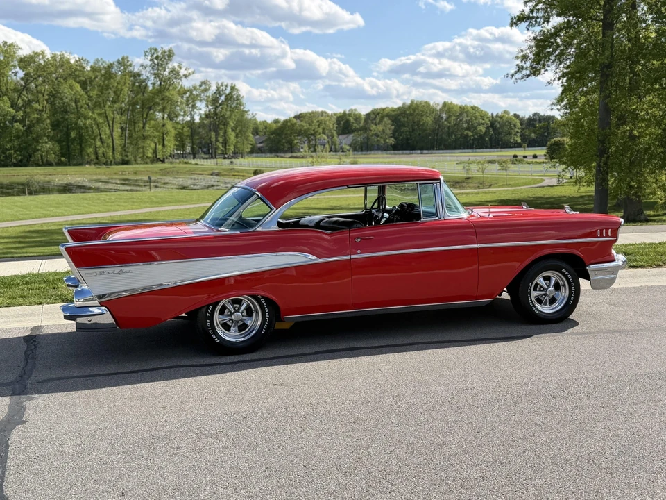 1957 Chevrolet Tri-Five Bel Air 2-Door Hardtop & Coupe - Image 25 of 31