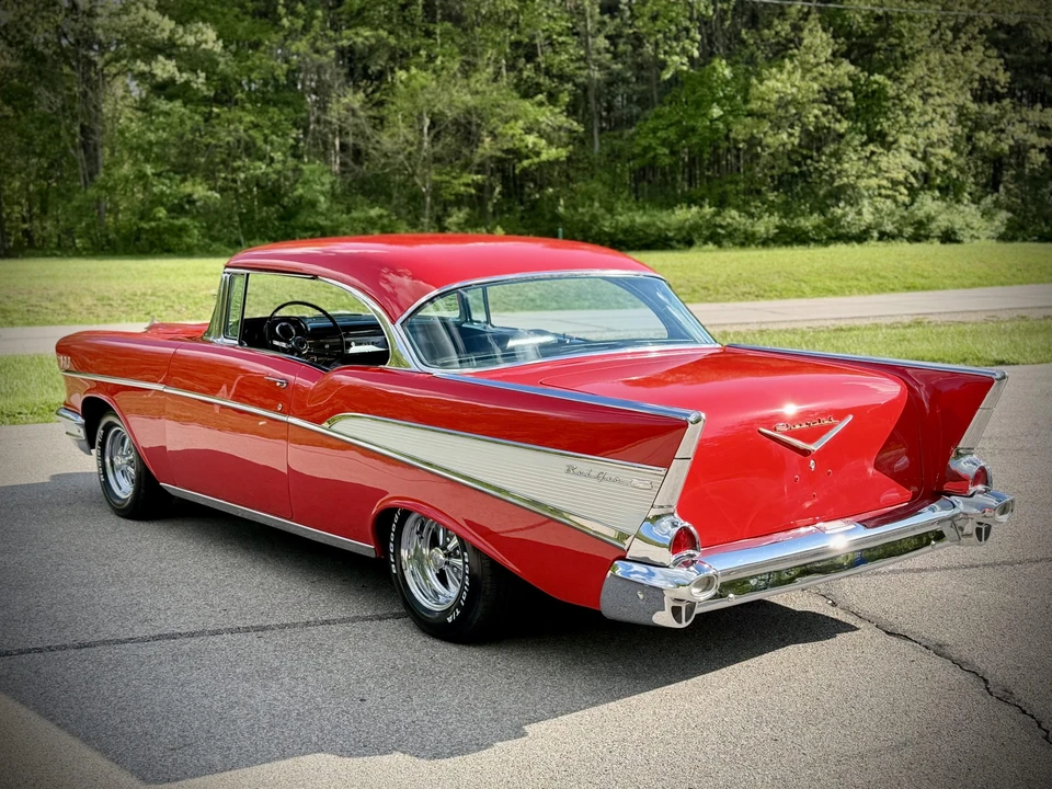 1957 Chevrolet Tri-Five Bel Air 2-Door Hardtop & Coupe - Image 16 of 31