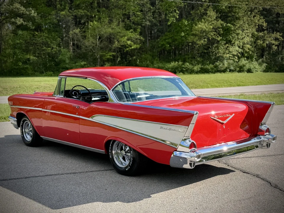 1957 Chevrolet Tri-Five Bel Air 2-Door Hardtop & Coupe - Image 17 of 31