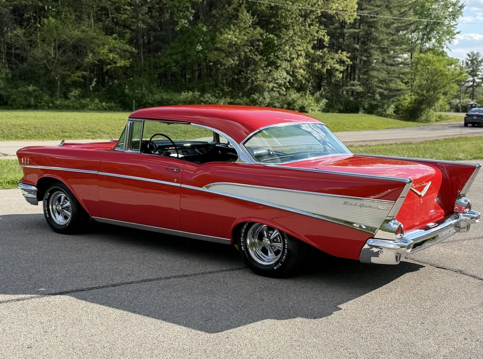 1957 Chevrolet Tri-Five Bel Air 2-Door Hardtop & Coupe - Image 11 of 31
