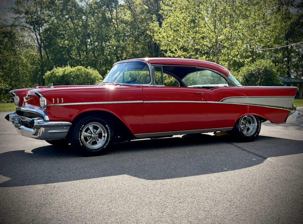 1957 Chevrolet Tri-Five Bel Air 2-Door Hardtop & Coupe - Image 4 of 31