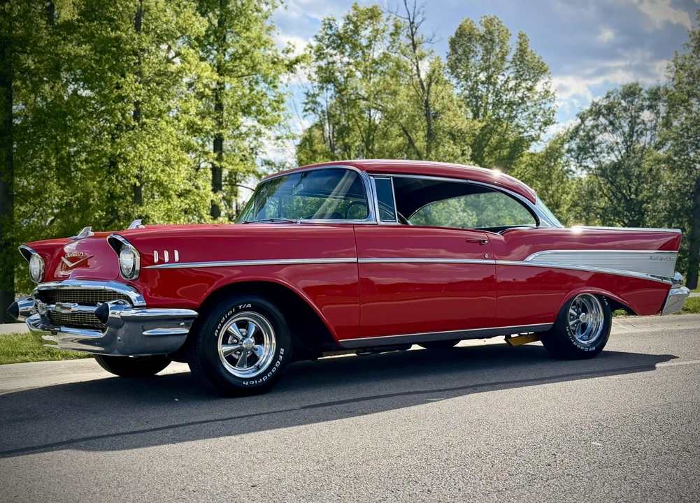 1957 Chevrolet Tri-Five Bel Air 2-Door Hardtop & Coupe - Image 3 of 31