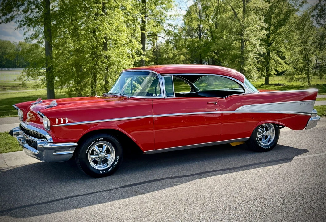 1957 Chevrolet Tri-Five Bel Air 2-Door Hardtop & Coupe - Image 5 of 31