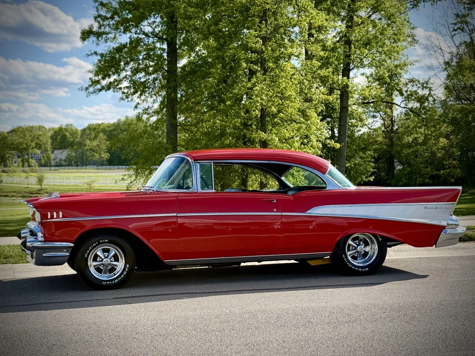 1957 Chevrolet Tri-Five Bel Air 2-Door Hardtop & Coupe - Image 6 of 31