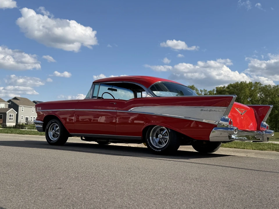 1957 Chevrolet Tri-Five Bel Air 2-Door Hardtop & Coupe - Image 13 of 31