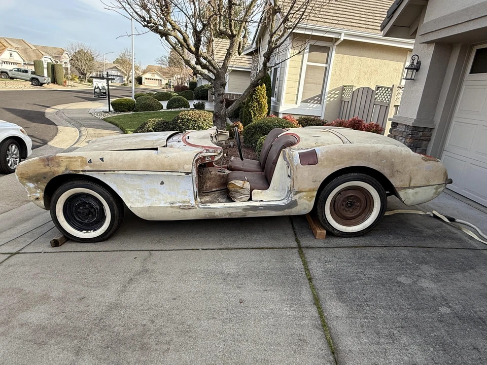 1957 Chevrolet Corvette C1 - Image 10 of 31