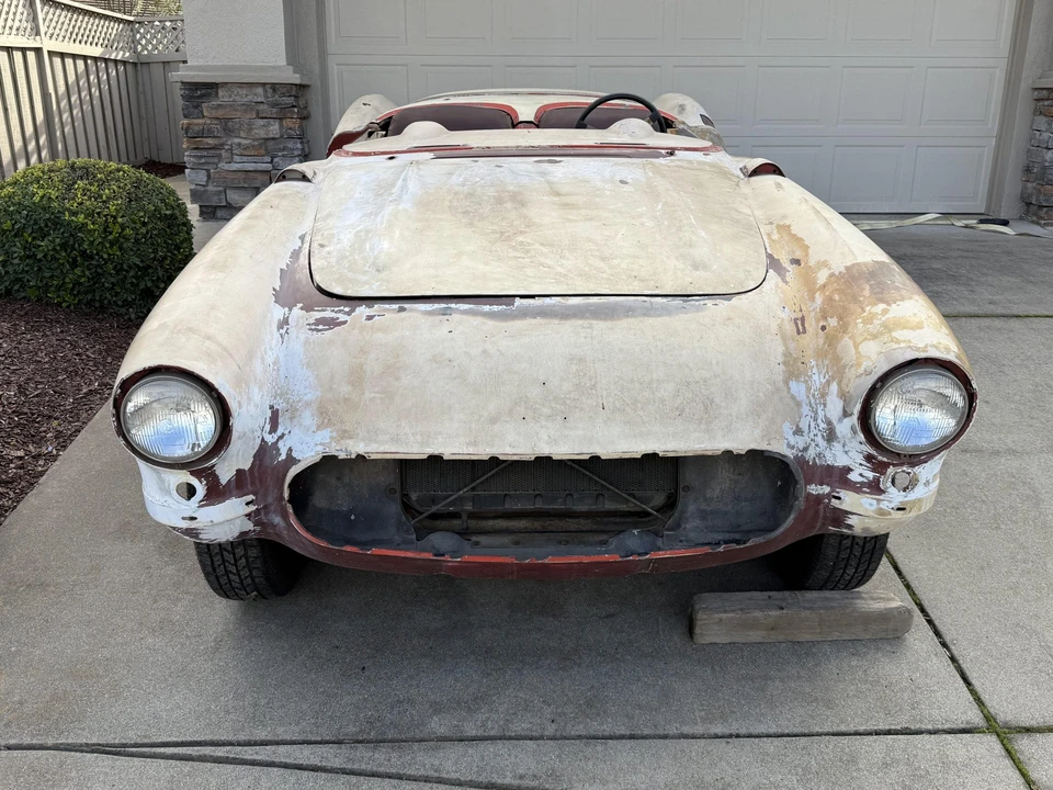 1957 Chevrolet Corvette C1 - Image 2 of 31