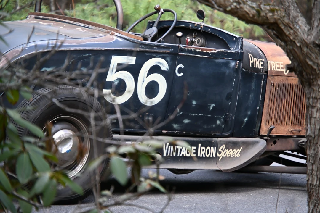 Ford Hot Rod - Image 25 of 31
