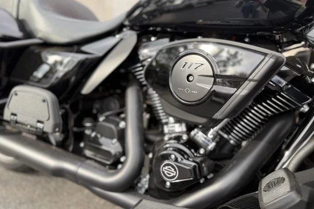 2025 Harley-Davidson Touring Milwaukee-Eight - Image 6 of 8