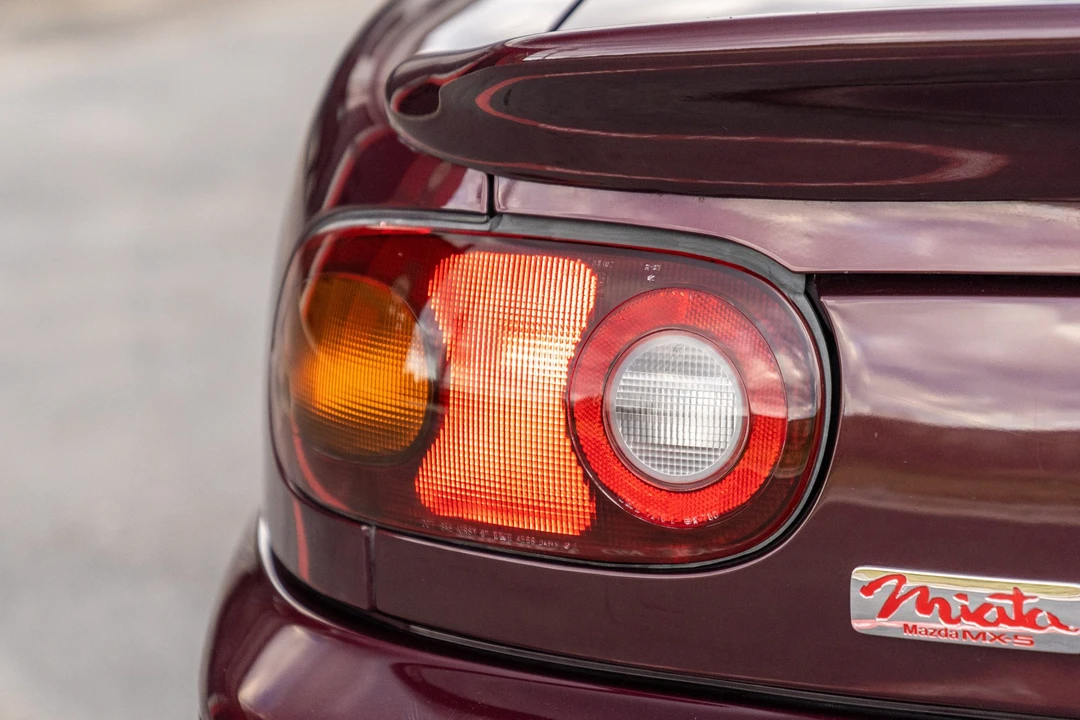 1995 Mazda NA MX-5 Miata - Image 22 of 31