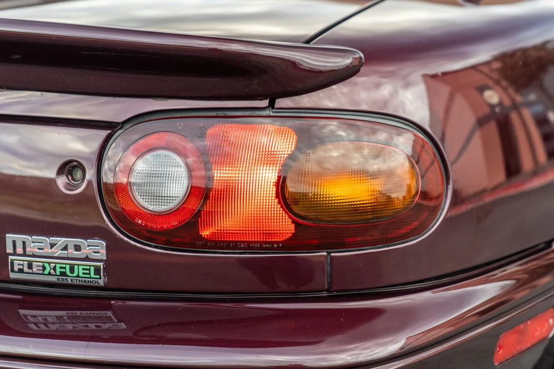 1995 Mazda NA MX-5 Miata - Image 20 of 31