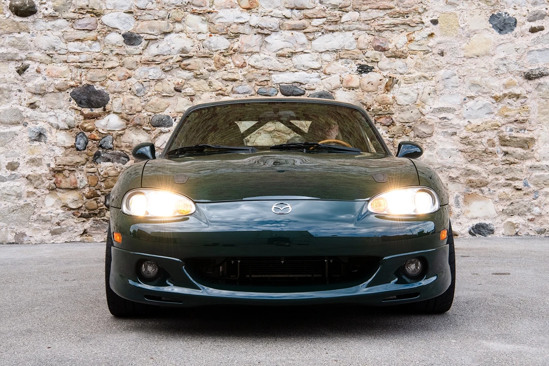 2001 Mazda NB MX-5 Miata - Image 18 of 31
