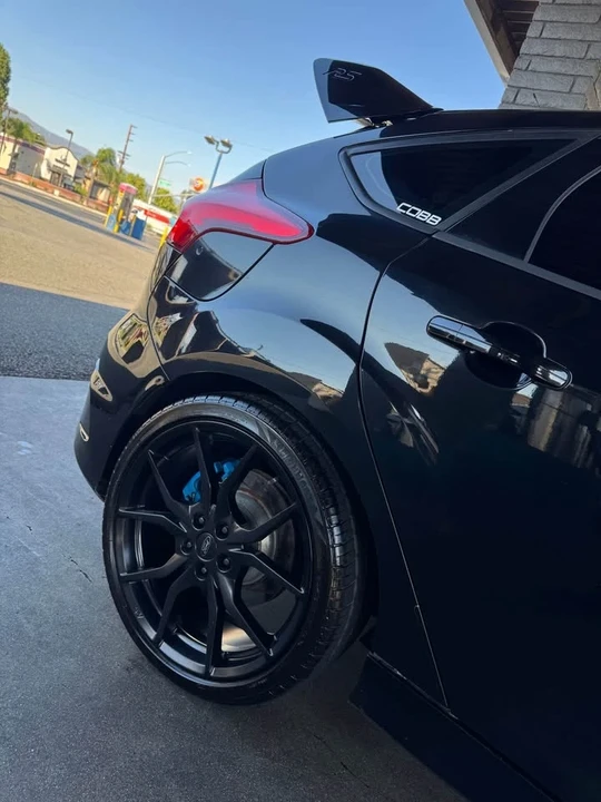 2017 Ford Focus RS 3rd Gen - Image 4 of 11