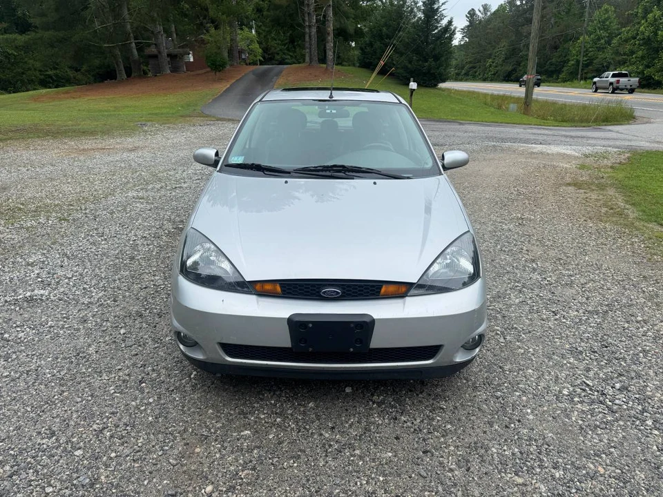 2004 Ford Focus 1st Gen - Image 3 of 14