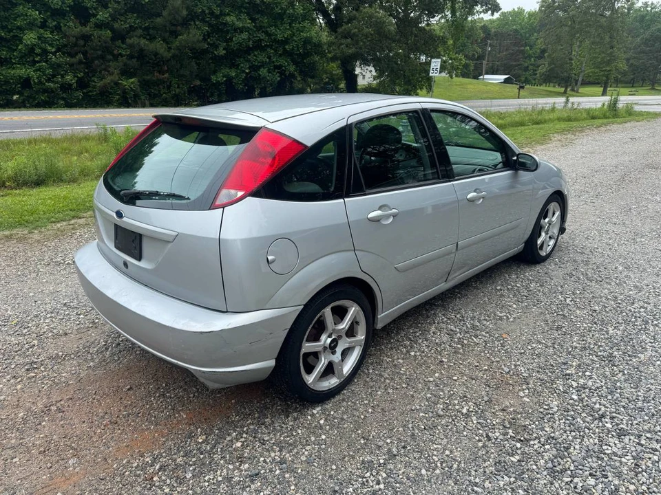 2004 Ford Focus 1st Gen - Image 6 of 14