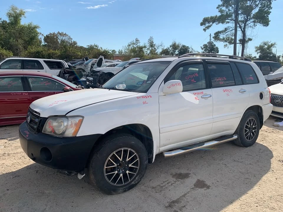 2003 Toyota Highlander - Image 2 of 6