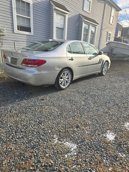 2005 Lexus ES 3rd Gen - Image 2 of 5