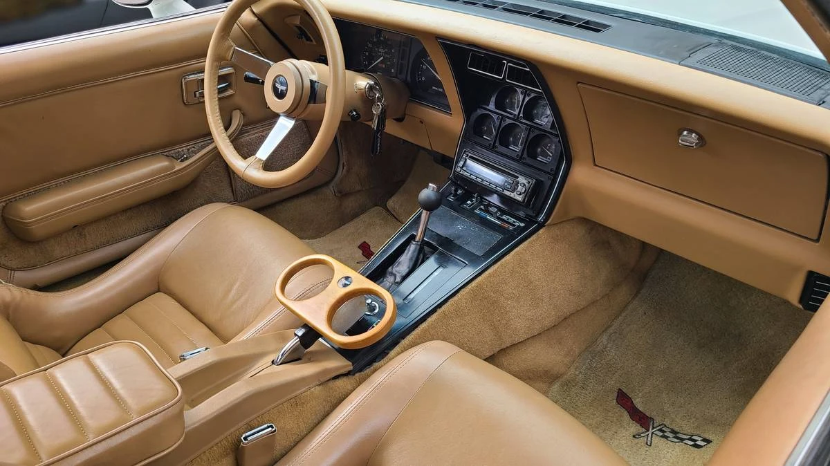 1981 Chevrolet Corvette C3 - Image 12 of 20