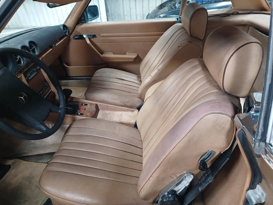 1982 Mercedes-Benz R107 SL-Class - Image 4 of 4