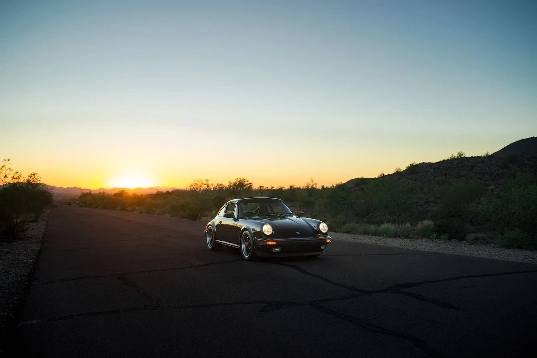1987 Porsche 911 Carrera 3.2 - Image 3 of 4