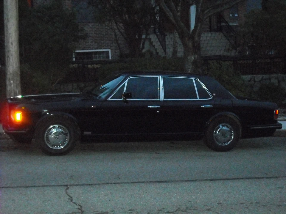 1990 Bentley Mulsanne 1st Gen - Image 3 of 5