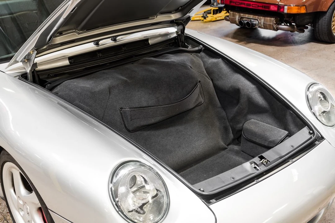 1997 Porsche 993 Carrera 4S - Image 12 of 15