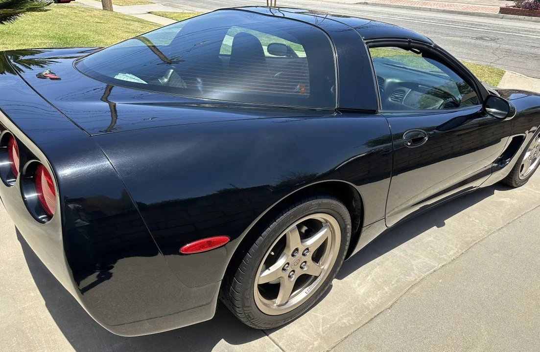 1999 Chevrolet Corvette C5 - Image 2 of 7