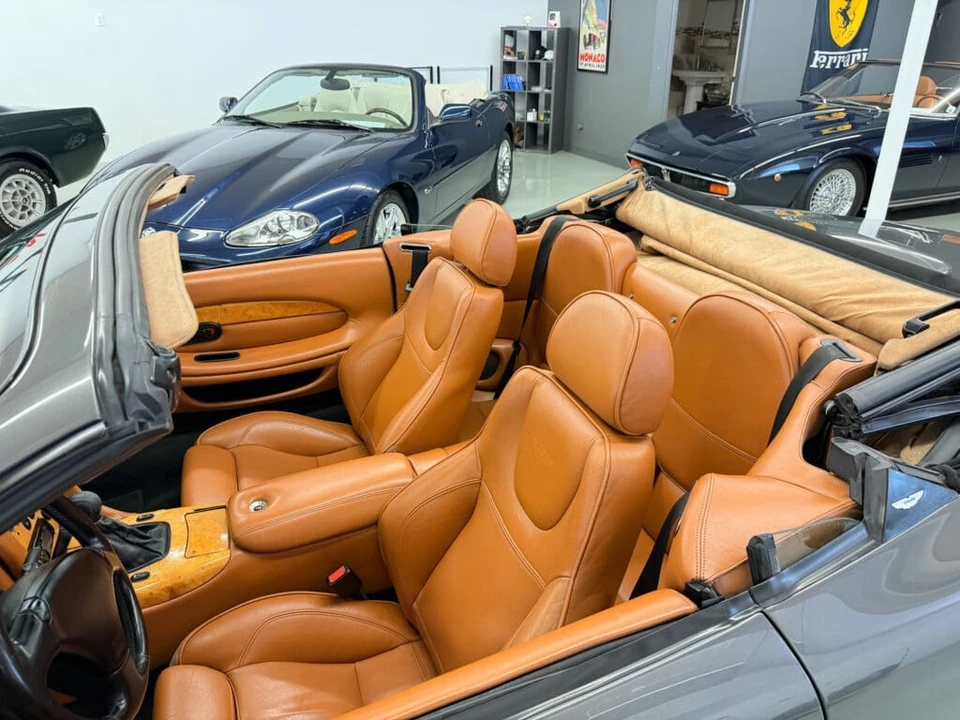 2000 Aston Martin DB7 Vantage - Image 9 of 19