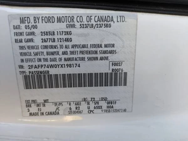 2000 Ford Crown Victoria - Image 13 of 21