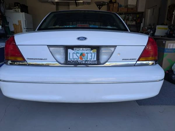2000 Ford Crown Victoria - Image 9 of 21