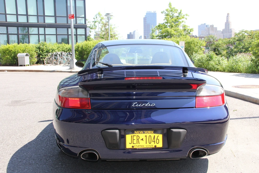 2001 Porsche 996 Turbo - Image 27 of 31