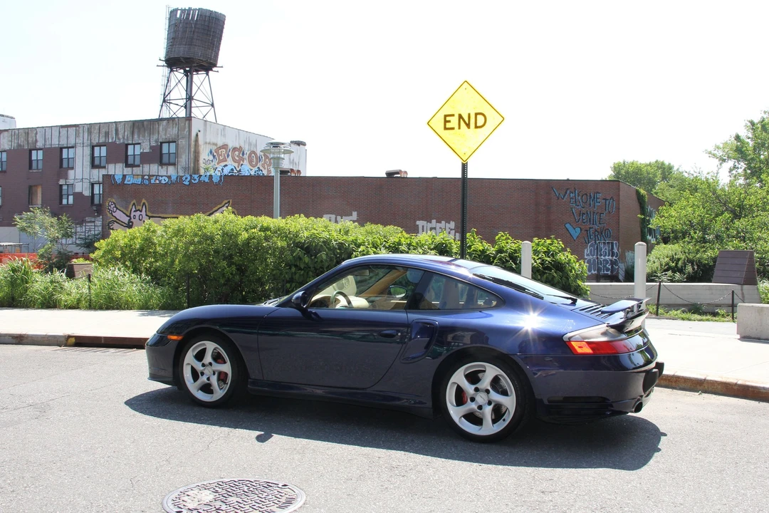 2001 Porsche 996 Turbo - Image 29 of 31