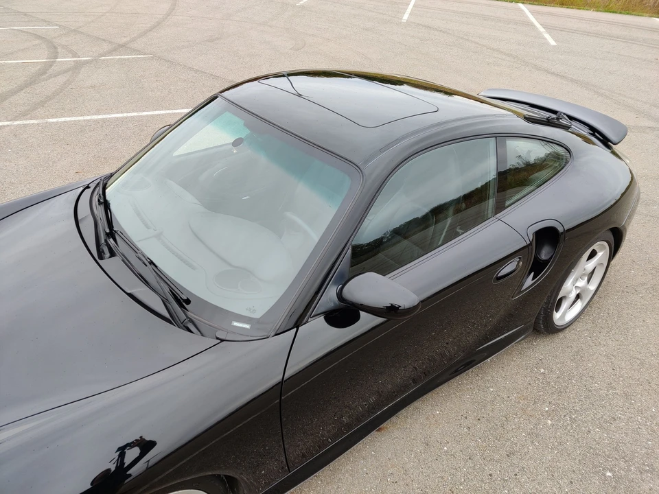 2001 Porsche 996 Turbo - Image 14 of 31