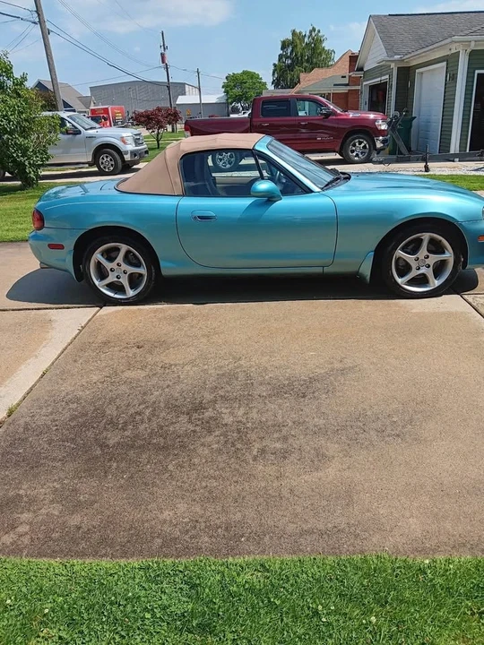 2002 Mazda NB MX-5 Miata - Image 3 of 7