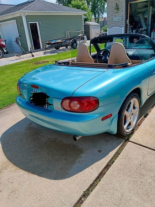 2002 Mazda NB MX-5 Miata - Image 5 of 7