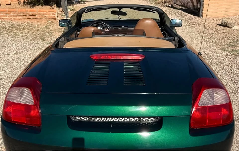 2002 Toyota MR2 Spyder/MR-S - Image 5 of 6