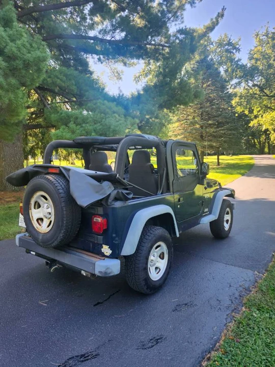 2005 Jeep TJ Wrangler - Image 2 of 11