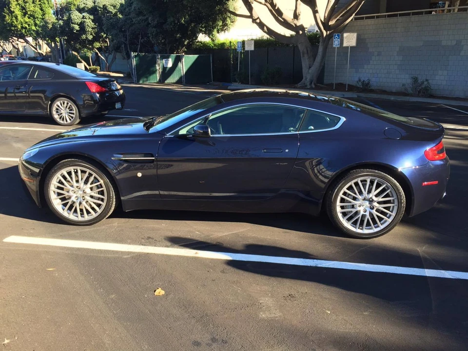 2009 Aston Martin V8 Vantage (2006-2017) - Image 3 of 9