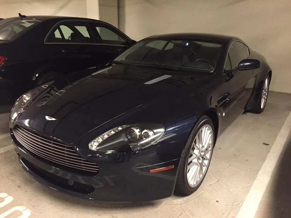 2009 Aston Martin V8 Vantage (2006-2017) - Image 2 of 9