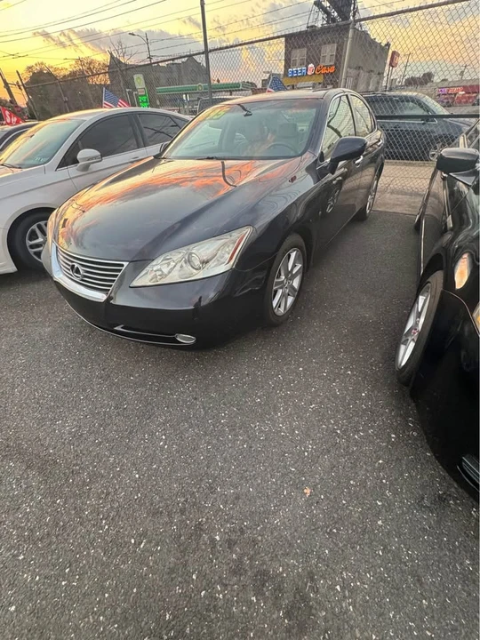 2009 Lexus ES 5th Gen - Image 5 of 7