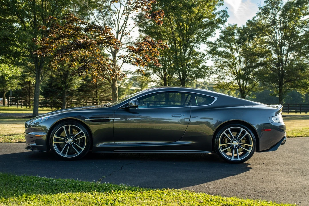 Aston Martin DBS (2008-2012) - Image 2 of 11
