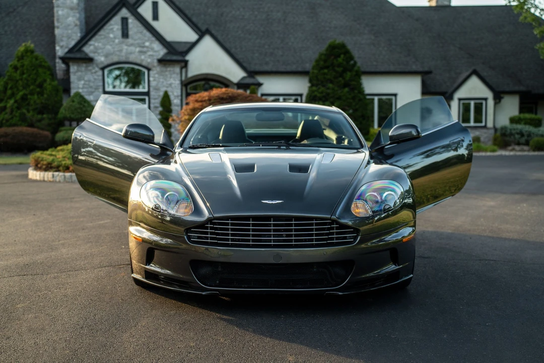 Aston Martin DBS (2008-2012) - Image 3 of 11